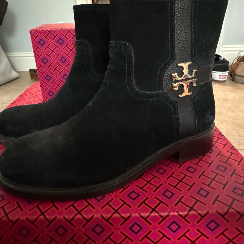 Tory Burch Suede Boot Black